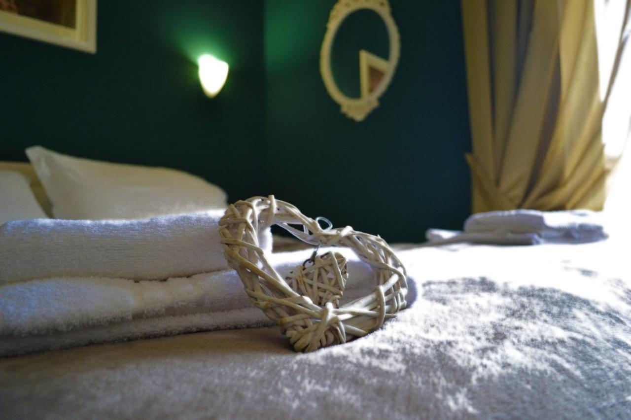 Il Viaggio Di Dante Historical Center Bed & Breakfast Napels
