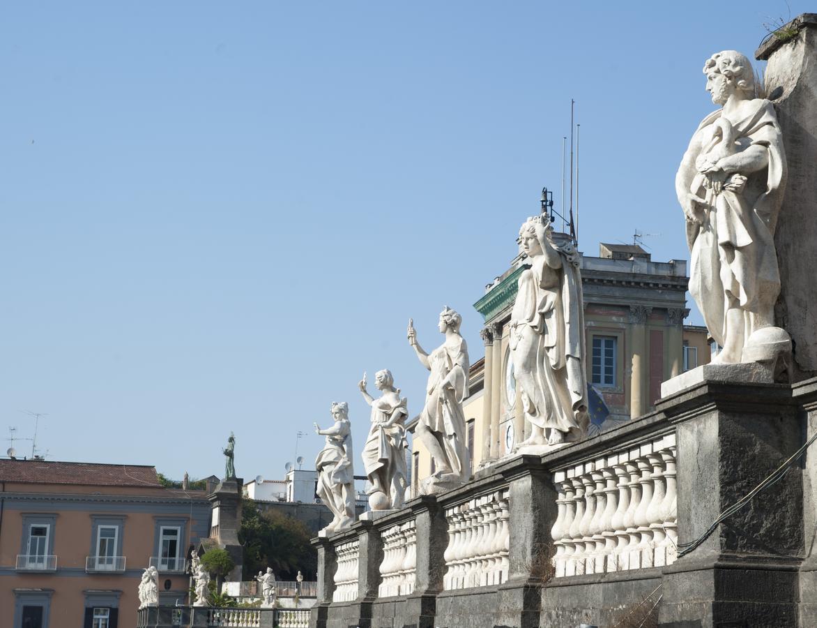 Il Viaggio Di Dante Historical Center Neapel
